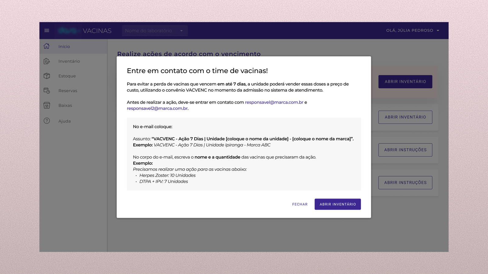 Janela pop-up de um sistema de gestão de vacinas com instruções para que a unidade entre em contato com o time responsável antes de realizar ações sobre doses que vencem em até sete dias. O modal mostra orientações de como escrever o e-mail, incluindo exemplo de assunto e de listagem de vacinas e quantidades.
